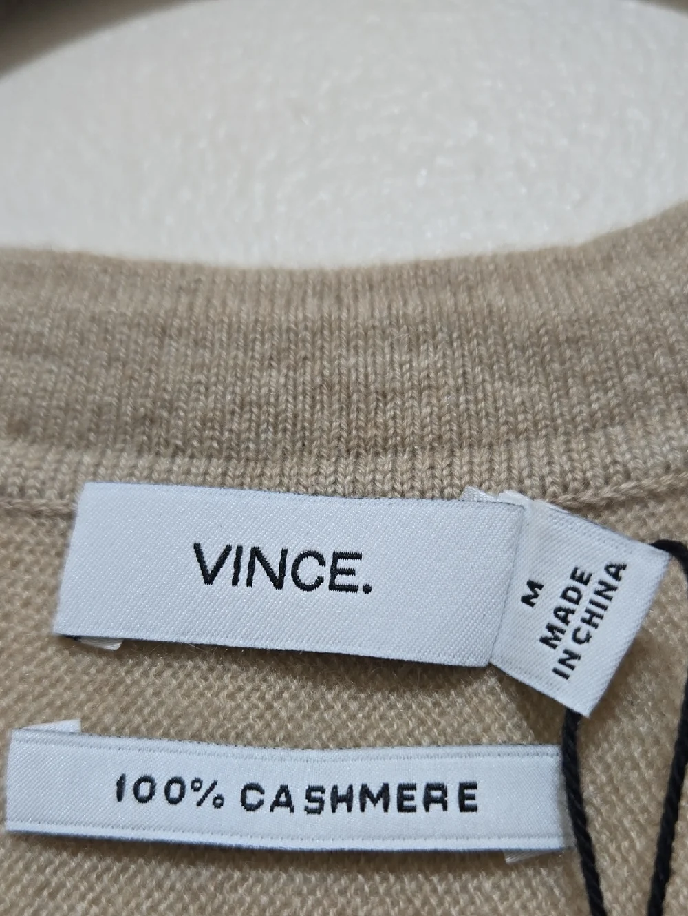 VINCE Sleeveless V-Neck Cashmere Knit Top